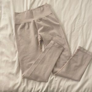 Dusty pink workout legging